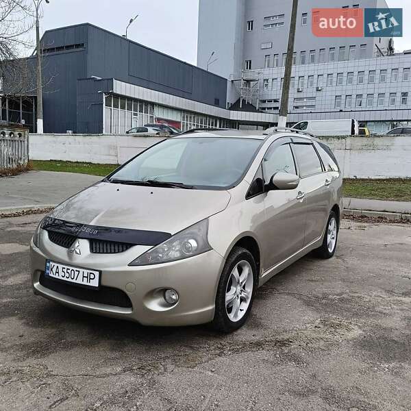 Mitsubishi Grandis (2006)