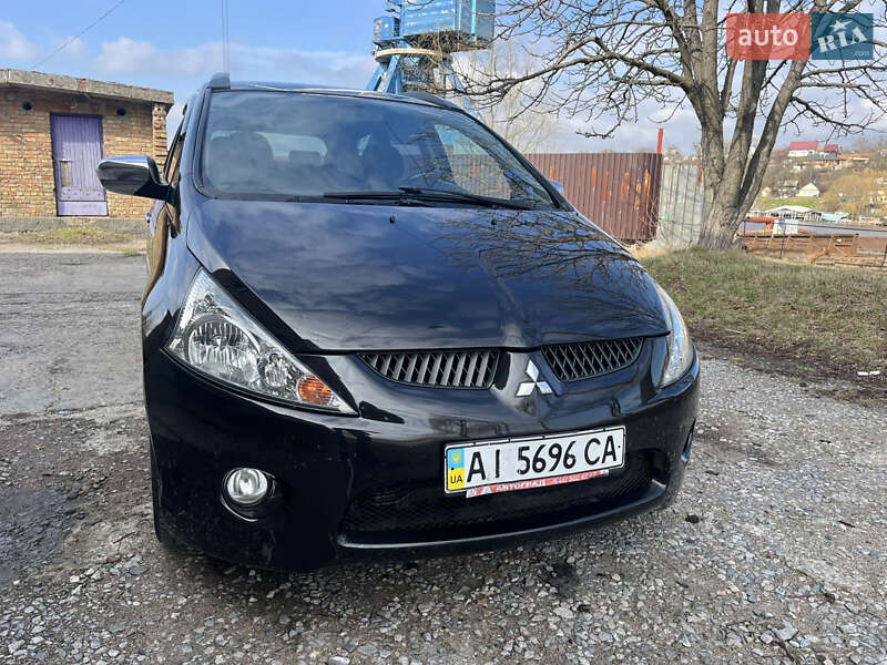 Mitsubishi Grandis (2008)