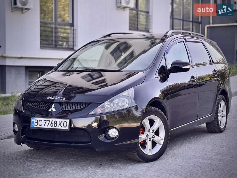 Mitsubishi Grandis (2005)