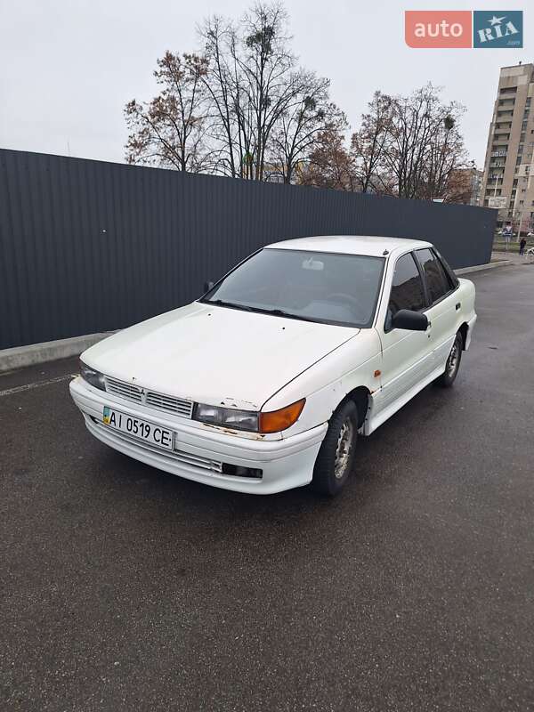 Mitsubishi Lancer (1993)