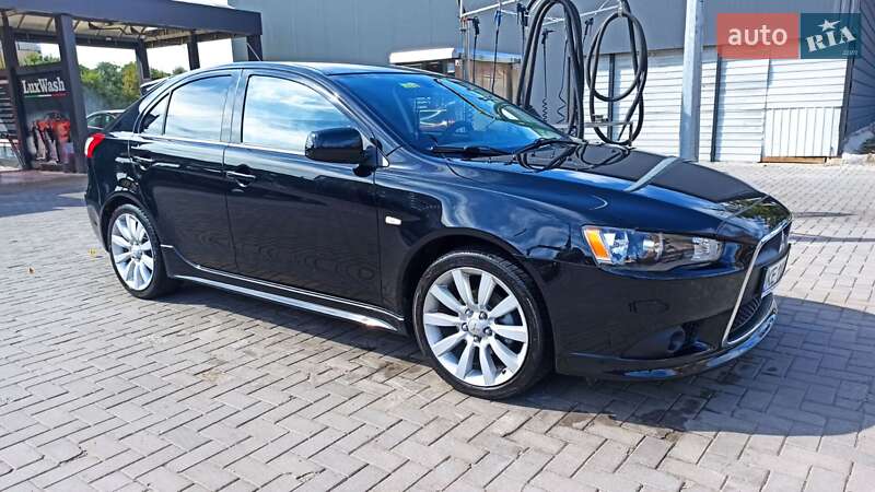 Mitsubishi Lancer (2009)