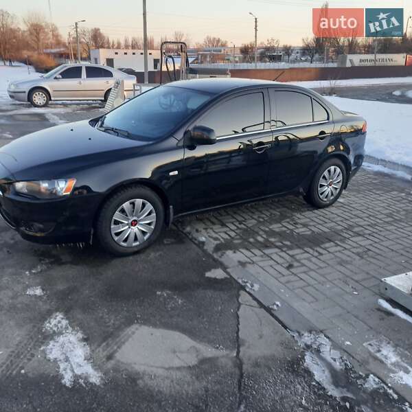 Mitsubishi Lancer (2010)