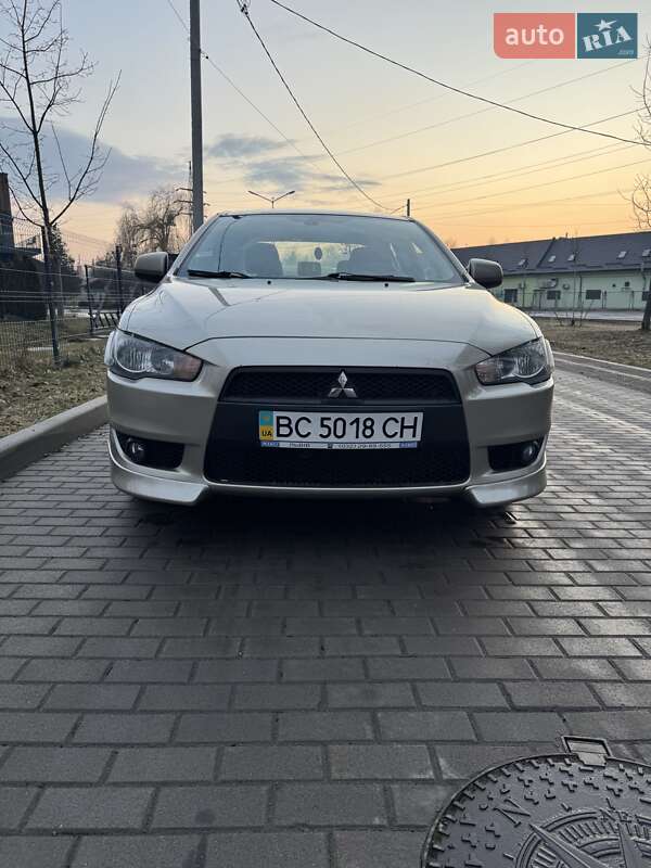 Mitsubishi Lancer (2009)