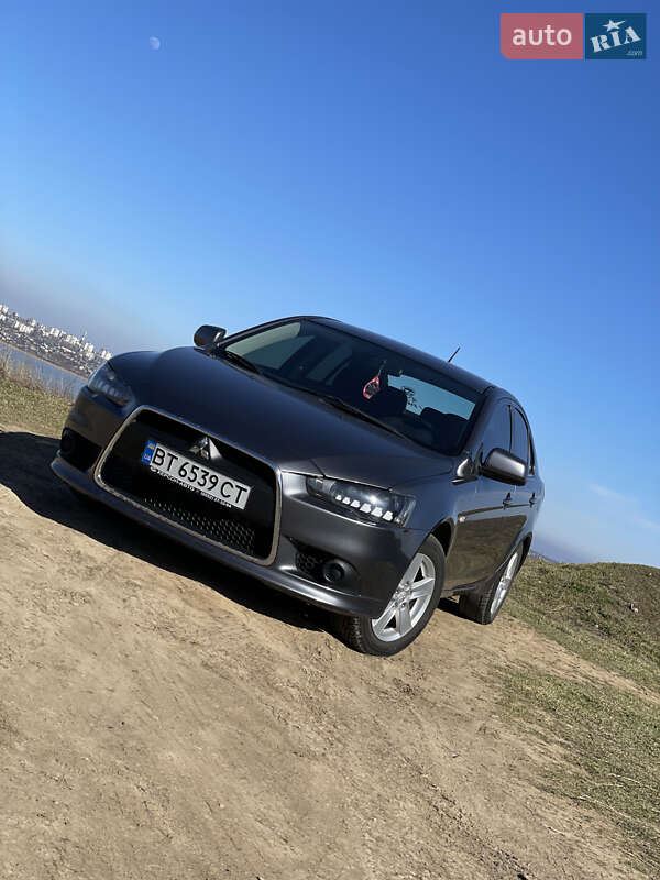 Mitsubishi Lancer (2009)