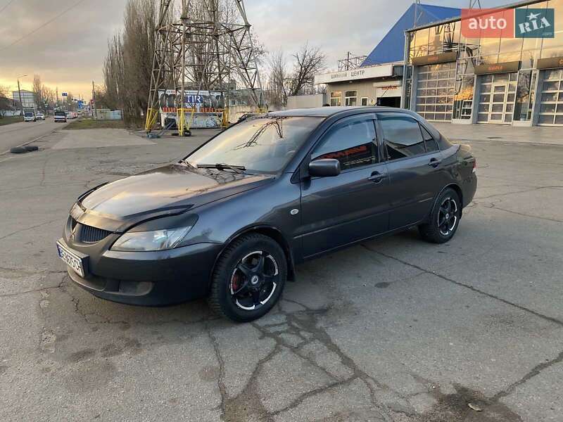 Mitsubishi Lancer (2003)