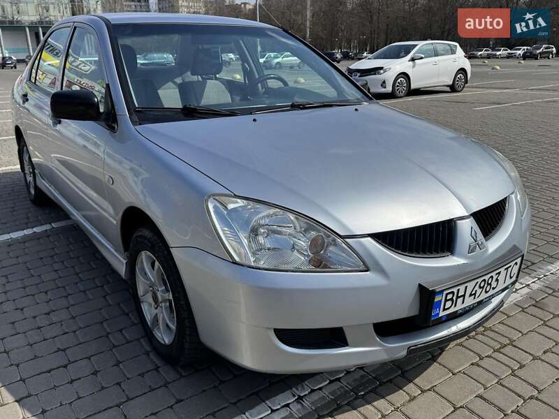 Mitsubishi Lancer (2004)