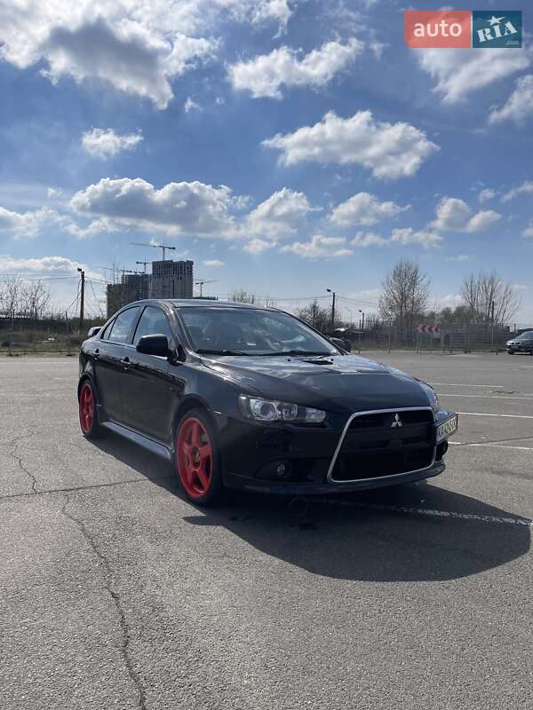 Mitsubishi Lancer (2011)