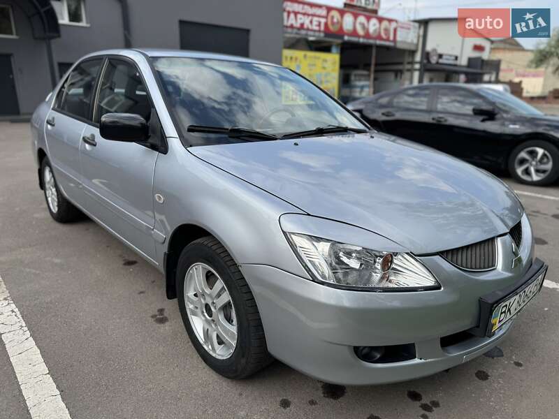Mitsubishi Lancer (2005)