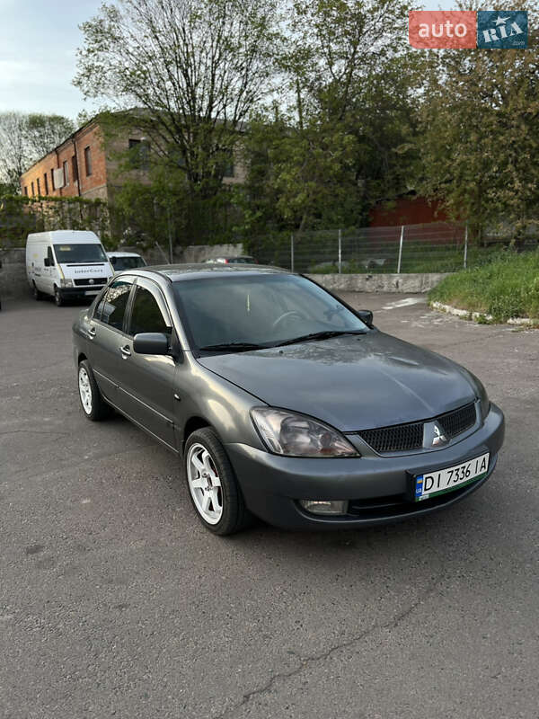 Mitsubishi Lancer (2005)