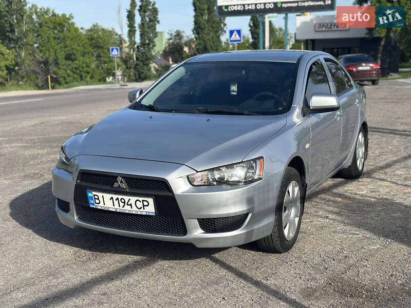 Mitsubishi Lancer (2010)
