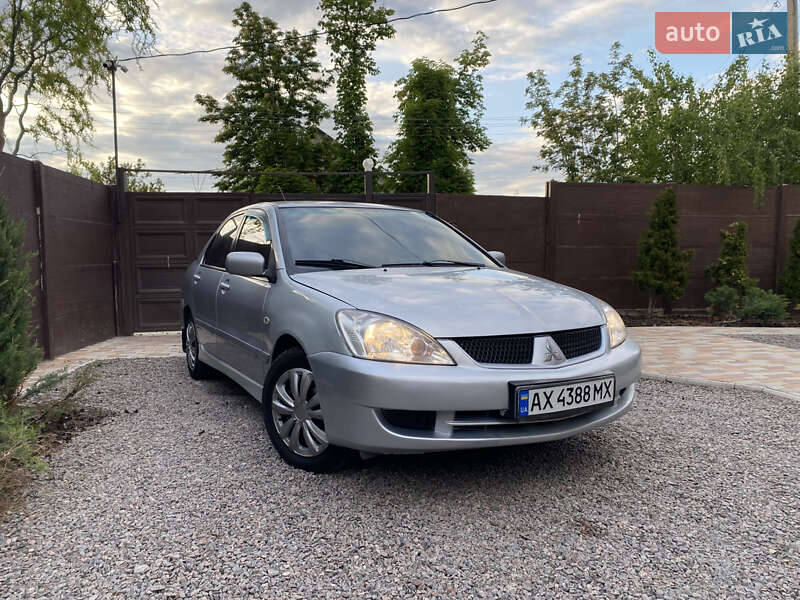 Mitsubishi Lancer (2004)