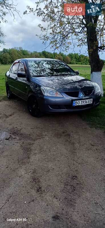 Mitsubishi Lancer (2004)