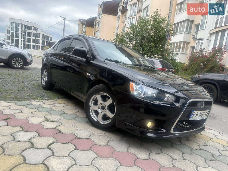 Mitsubishi Lancer (2012)