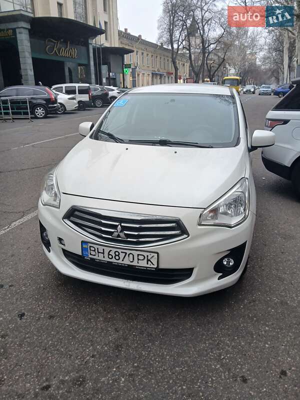 Mitsubishi Mirage (2017)
