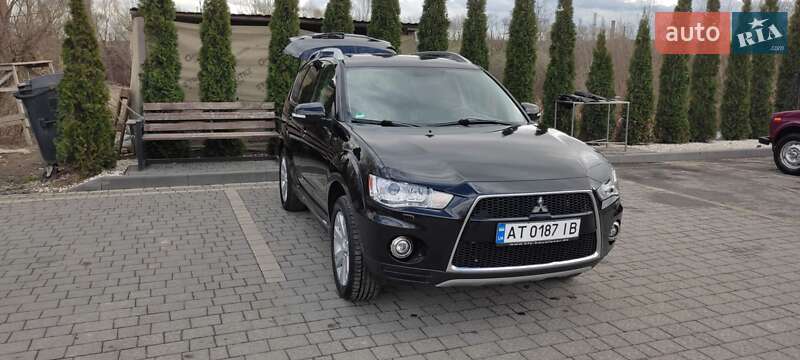 Mitsubishi Outlander xl (2010)