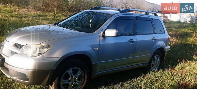 Mitsubishi Outlander (2006)