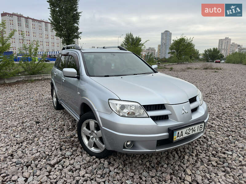 Mitsubishi Outlander (2008)