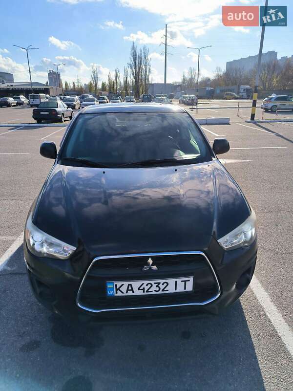 Mitsubishi Outlander (2013)