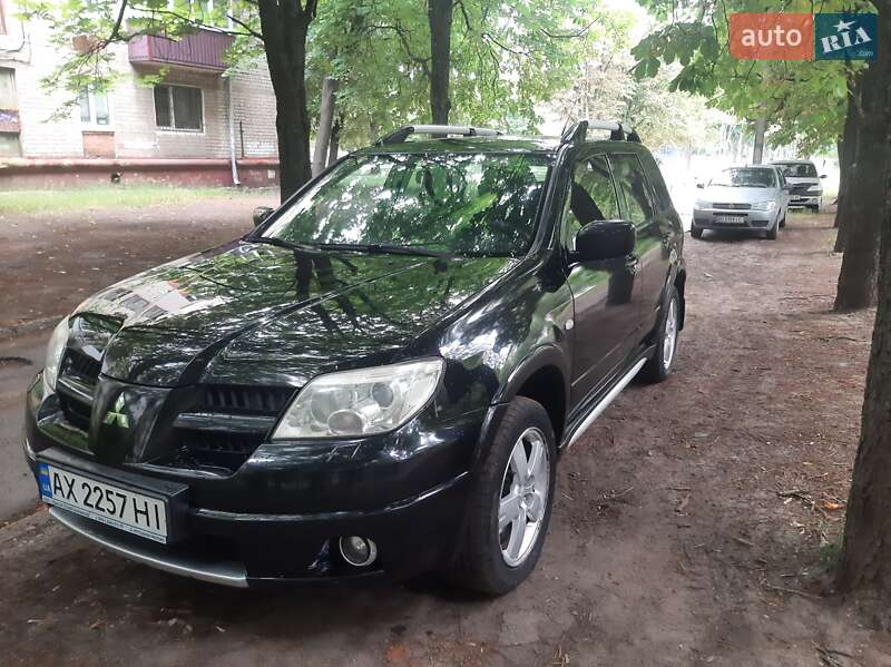 Mitsubishi Outlander (2008)