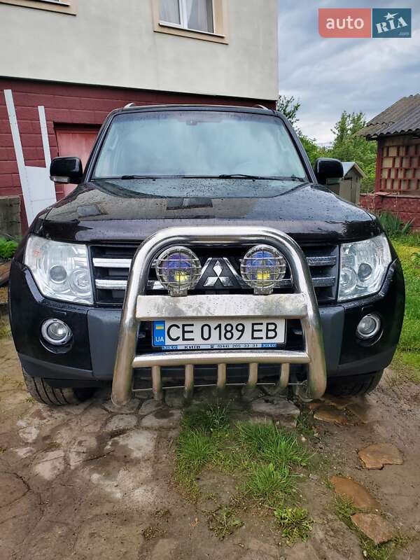 Mitsubishi Pajero (2008)