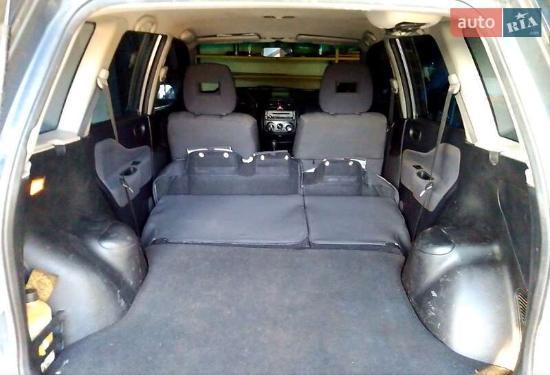 Mitsubishi Space star (2004)