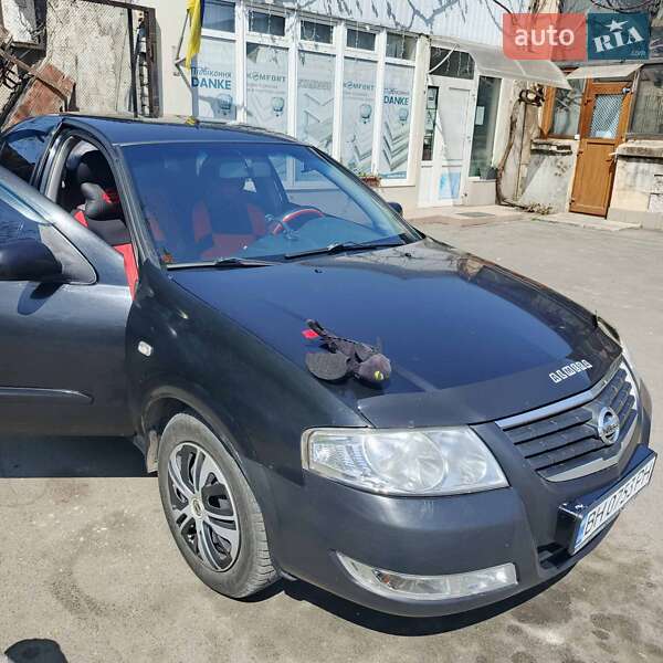 Nissan Almera (2007)