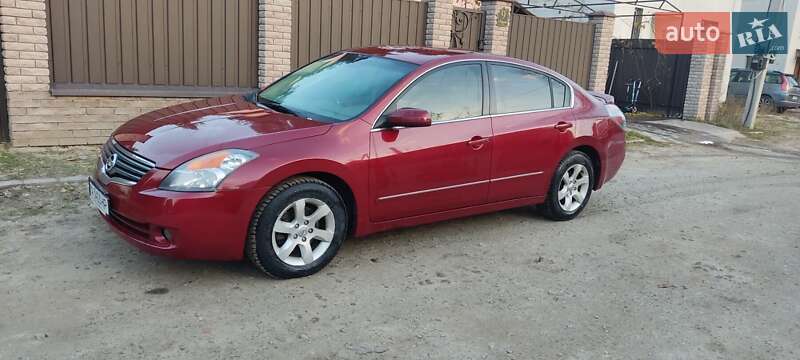Nissan Altima (2008)