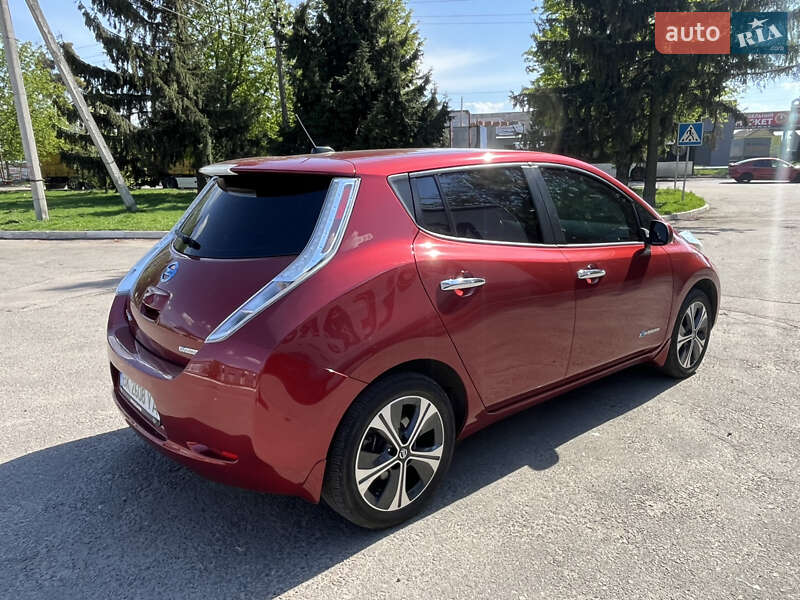 Nissan Leaf (2014)