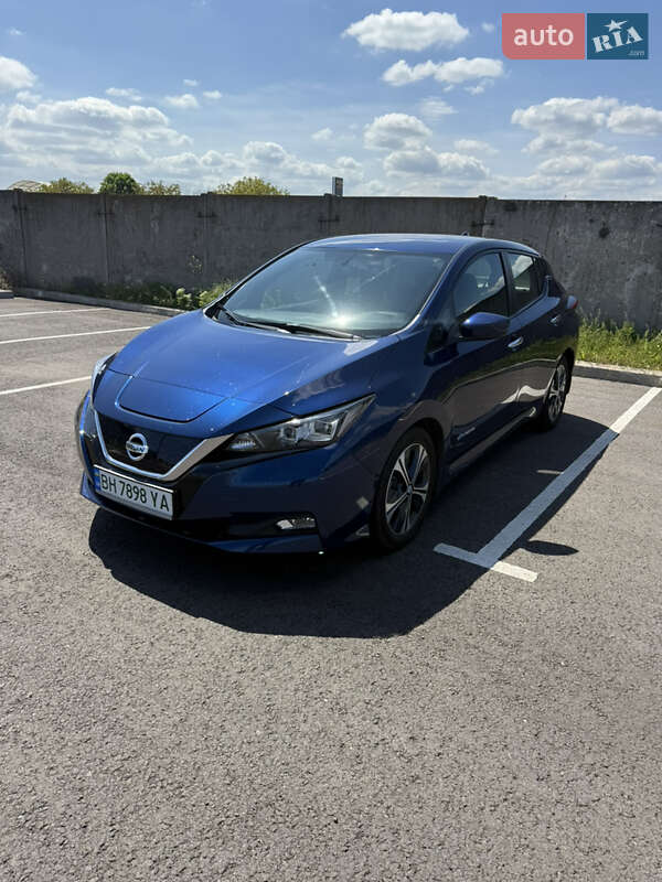 Nissan Leaf (2018)
