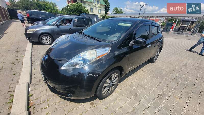 Nissan Leaf (2013)