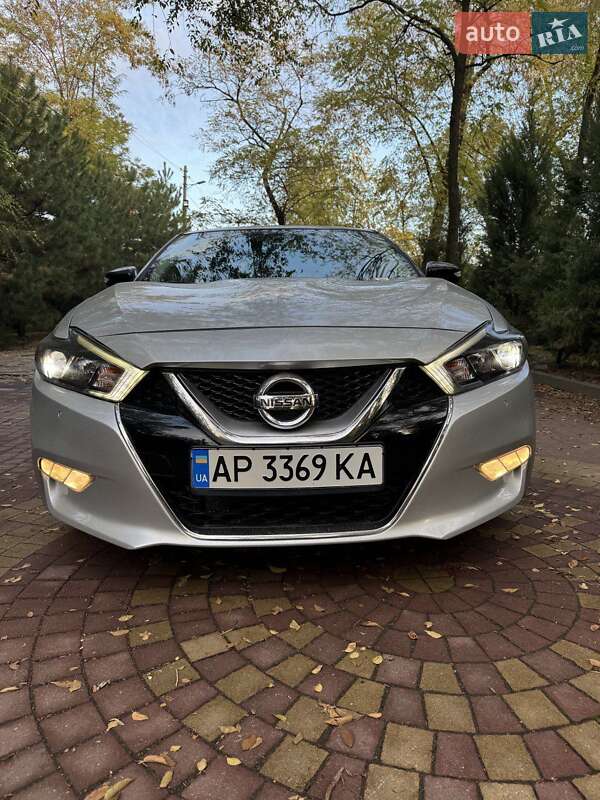 Nissan Maxima (2015)
