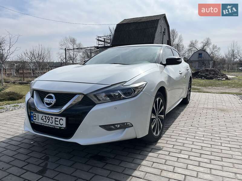 Nissan Maxima (2015)