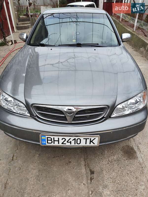 Nissan Maxima (2000)