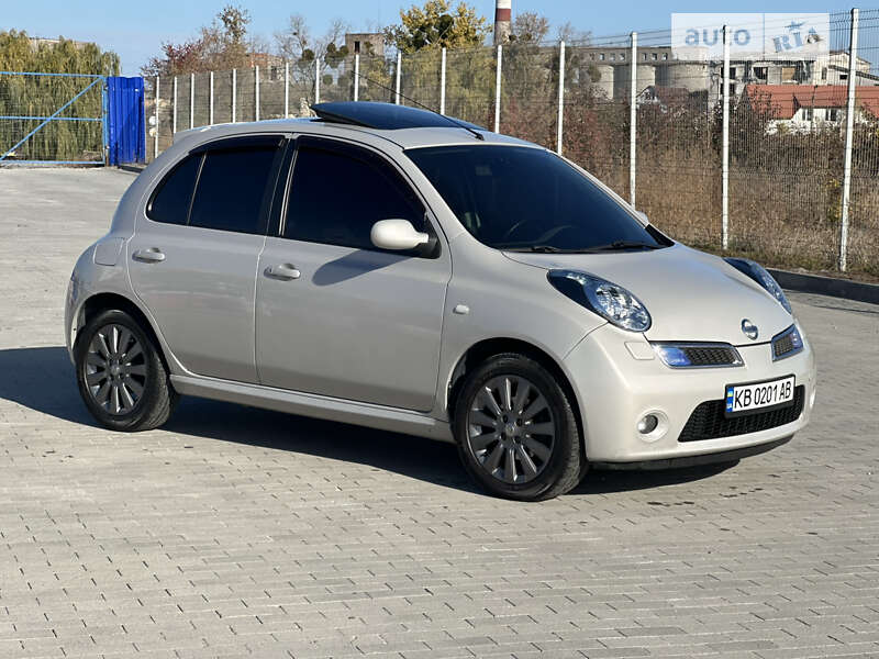 Nissan Micra (2008)