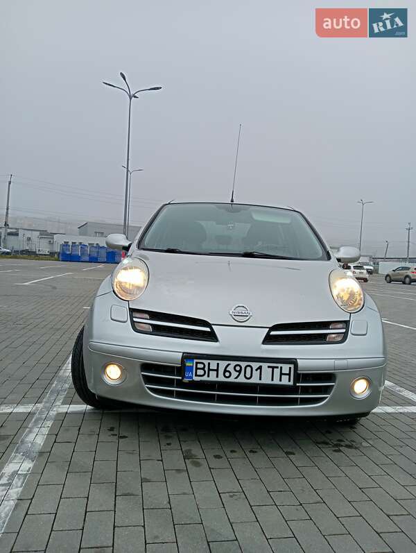 Nissan Micra (2005)