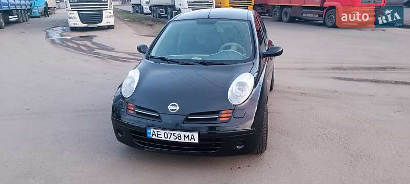 Nissan Micra (2007)