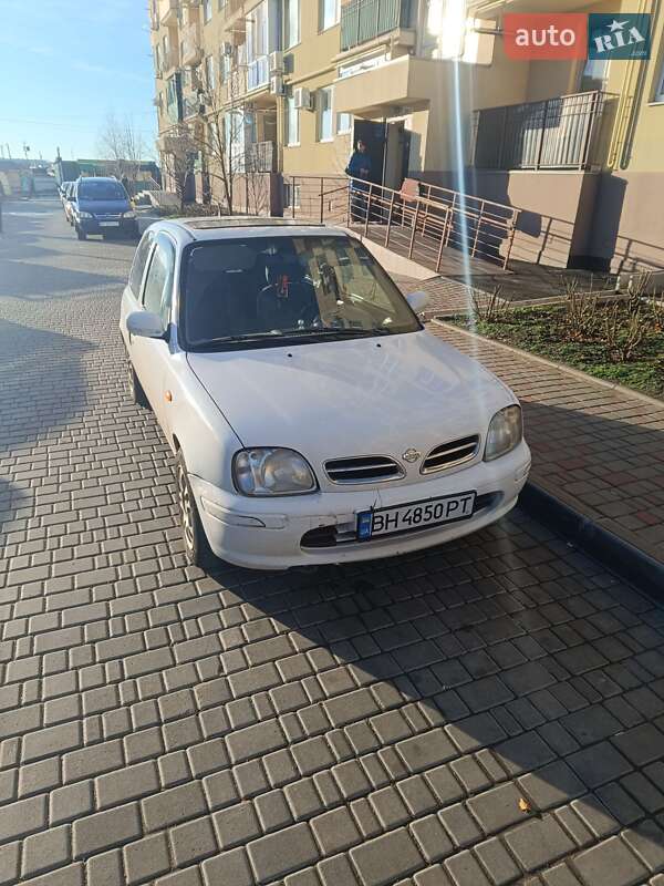 Nissan Micra (1998)