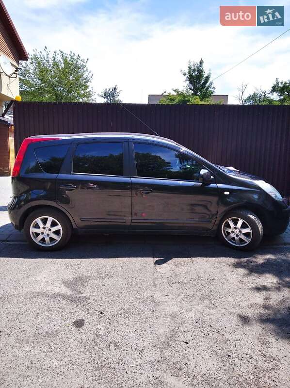 Nissan Note (2006)