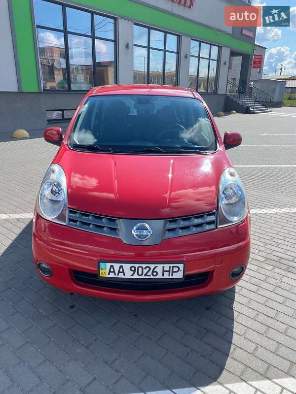 Nissan Note (2008)