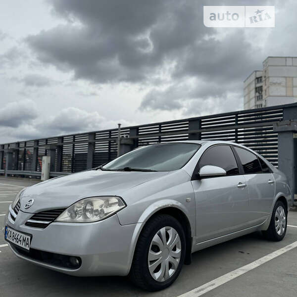 Nissan Primera (2002)