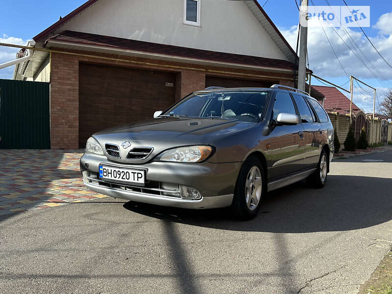 Nissan Primera (2000)