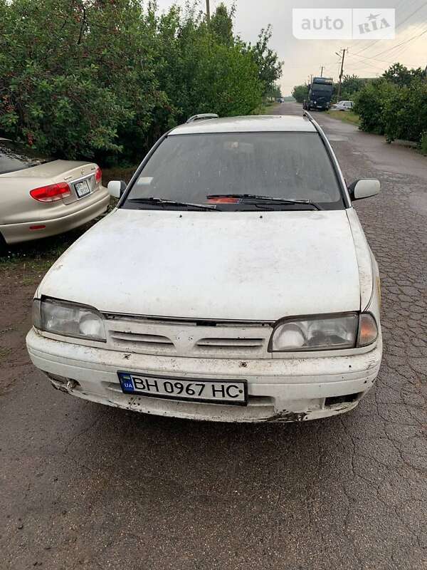 Nissan Primera (1994)