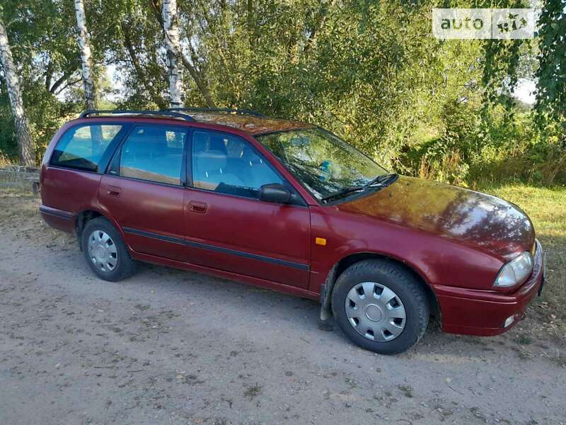 Nissan Primera (1993)