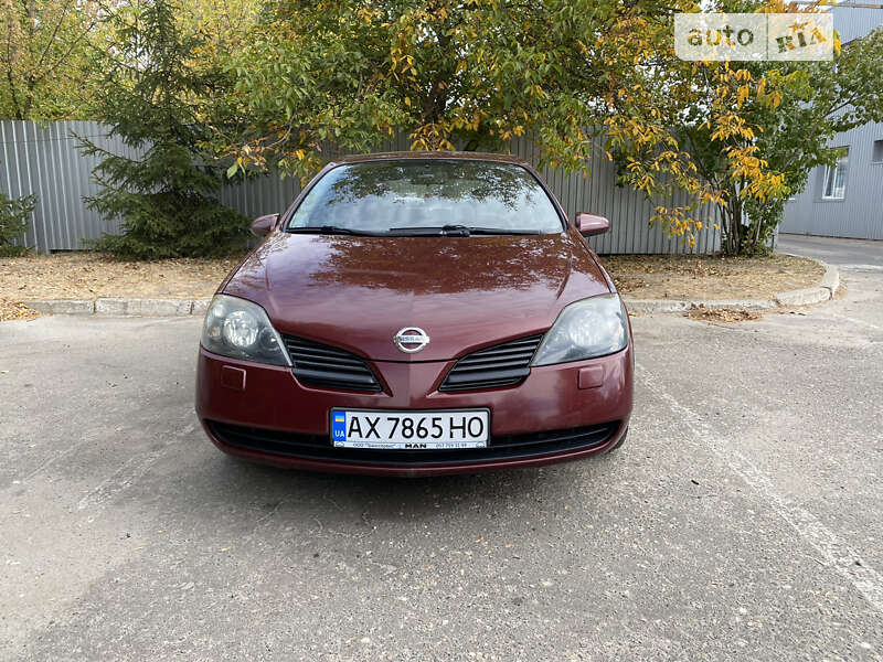 Nissan Primera (2002)