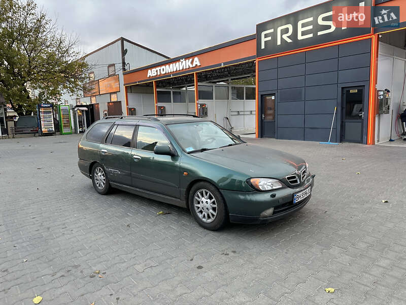 Nissan Primera (2000)