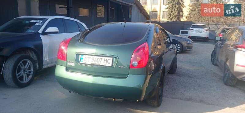 Nissan Primera (2002)