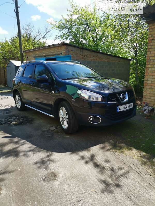 Nissan Qashqai+2 (2010)