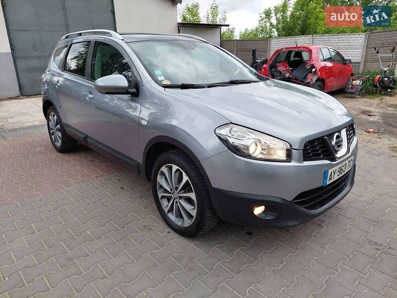 Nissan Qashqai+2 (2010)