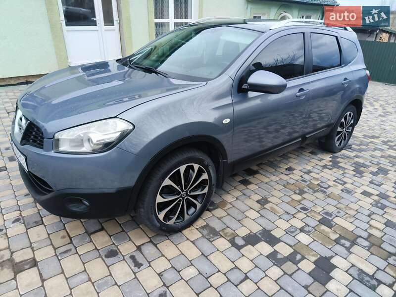 Nissan Qashqai+2 (2010)