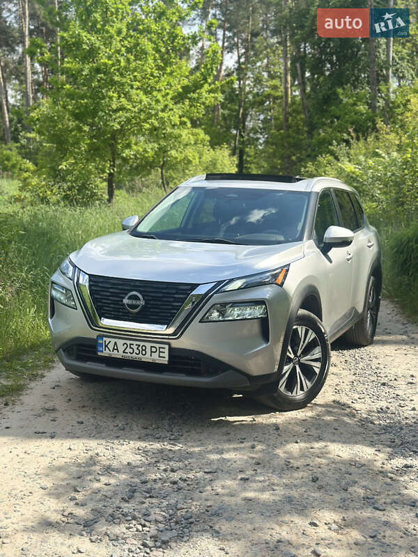 Nissan Rogue (2022)